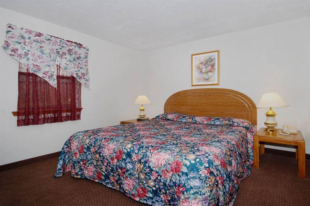 Oak Hill Inn And Suites Tahlequah Eksteriør billede