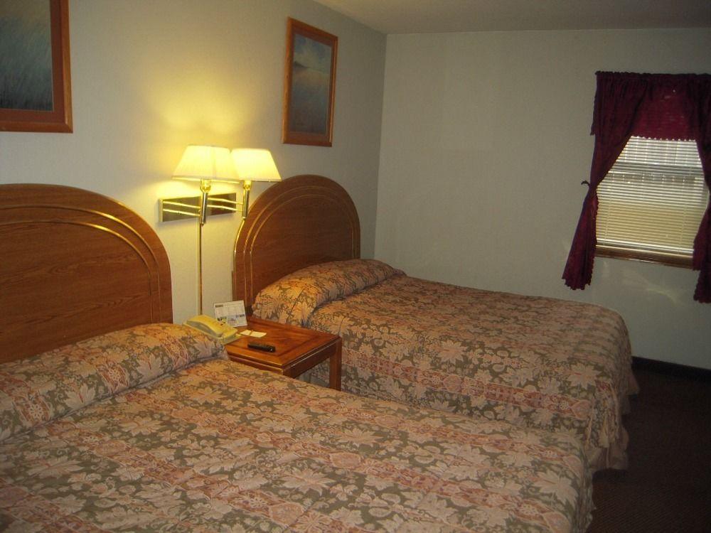 Oak Hill Inn And Suites Tahlequah Eksteriør billede