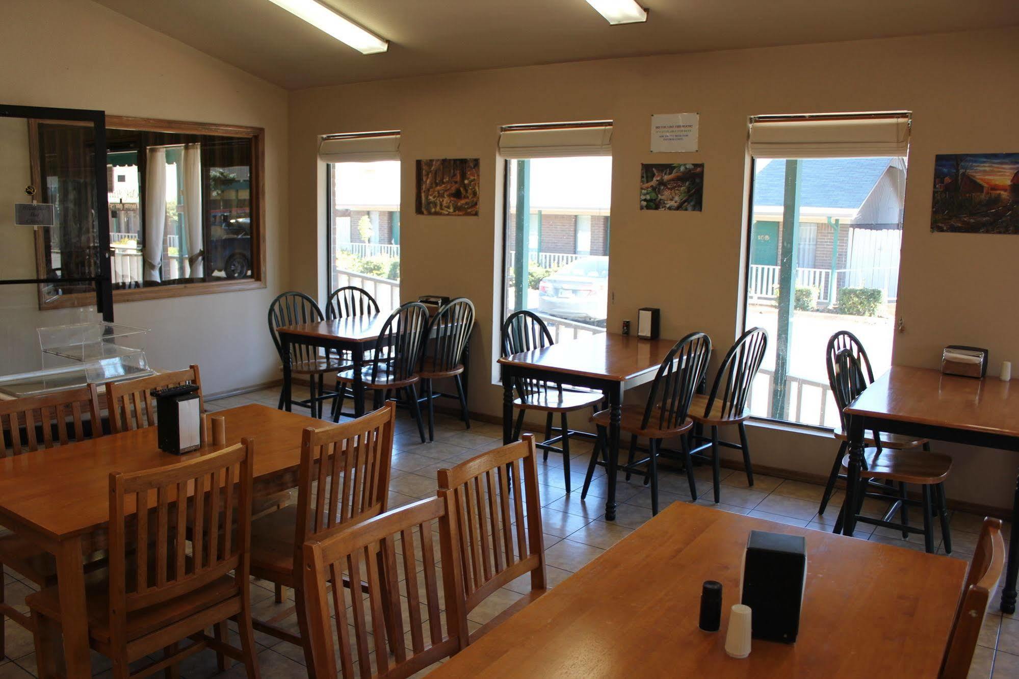 Oak Hill Inn And Suites Tahlequah Eksteriør billede