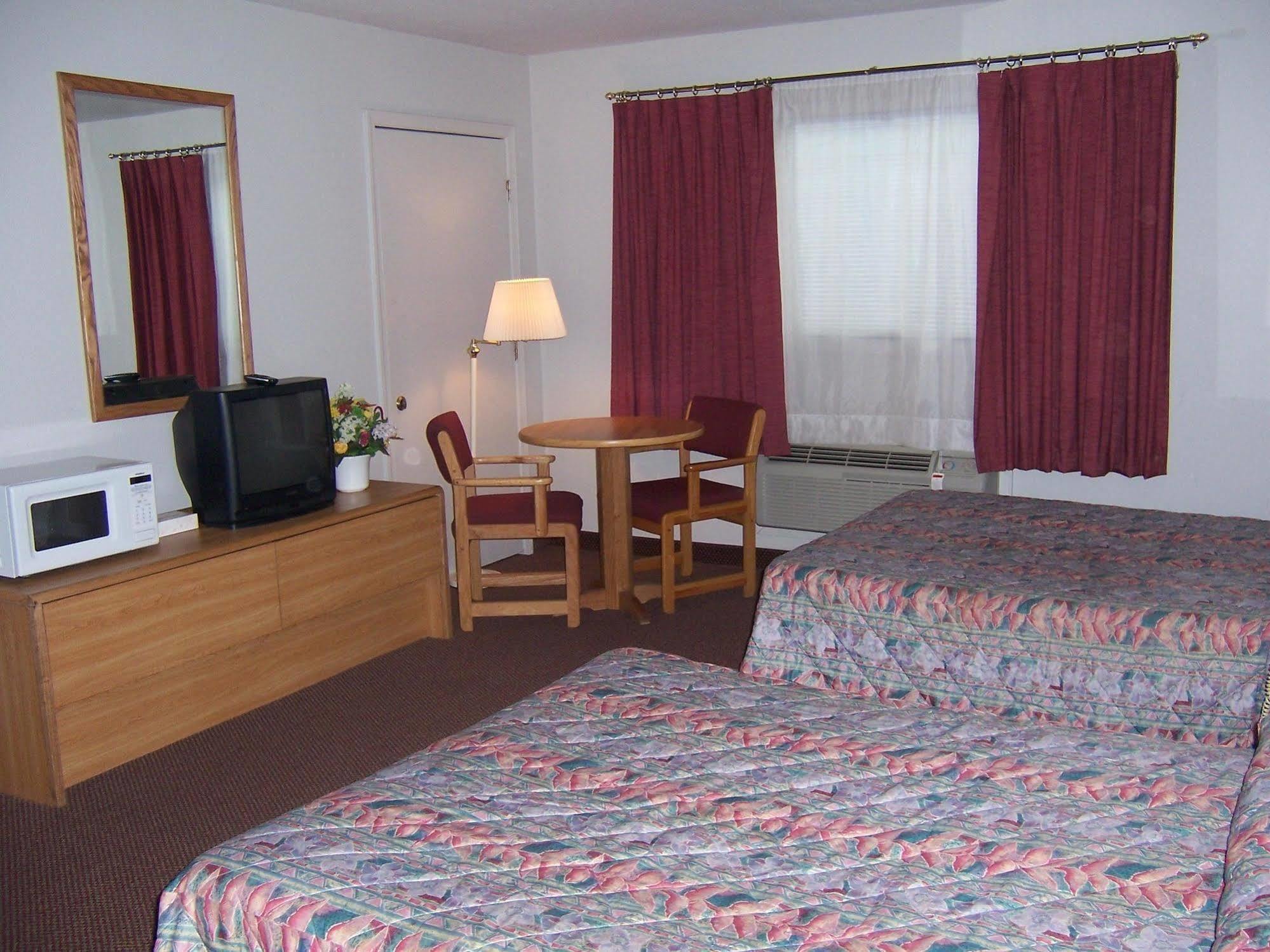 Oak Hill Inn And Suites Tahlequah Eksteriør billede